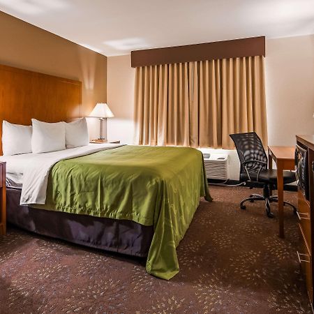 Quality Inn Tomah Exterior photo