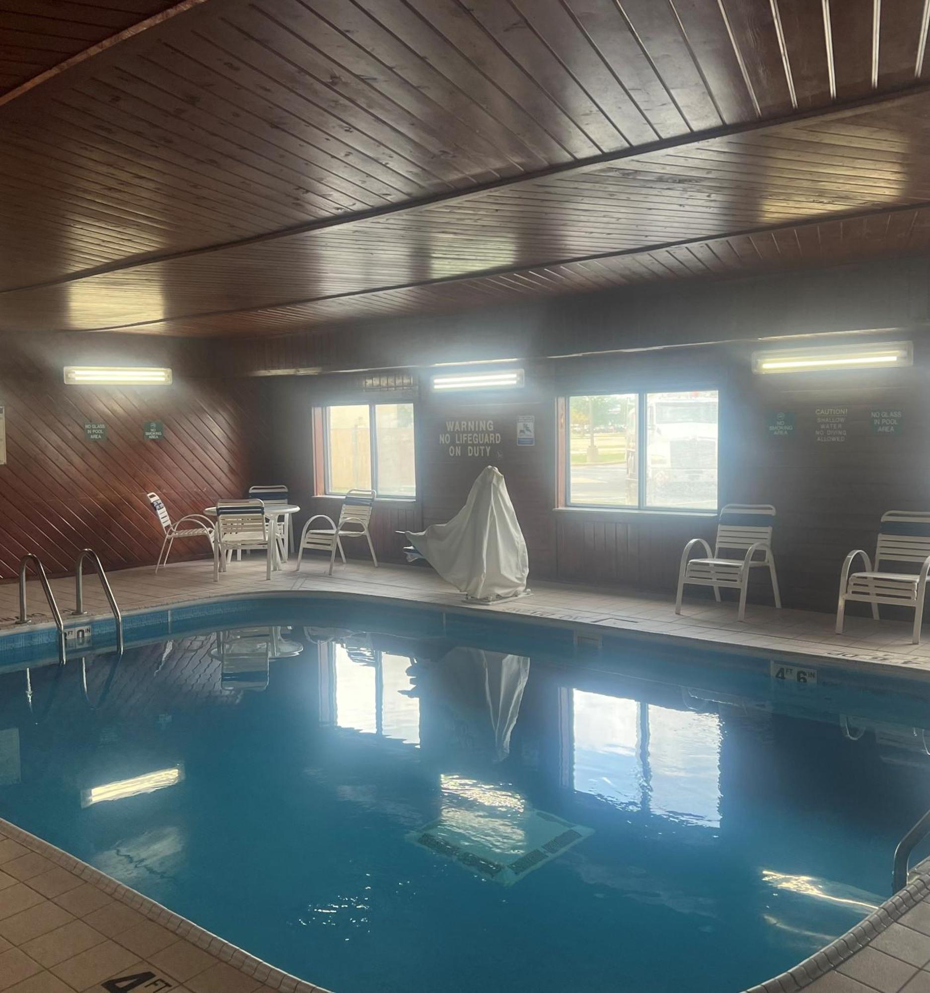 Quality Inn Tomah Exterior photo